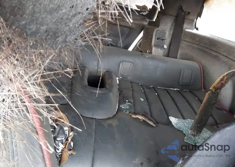 2005 Mini Cooper S из США, поврежденный, VIN WMWRE33575TL14541